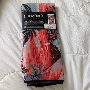 Nomad Tropical Multicolor Towel